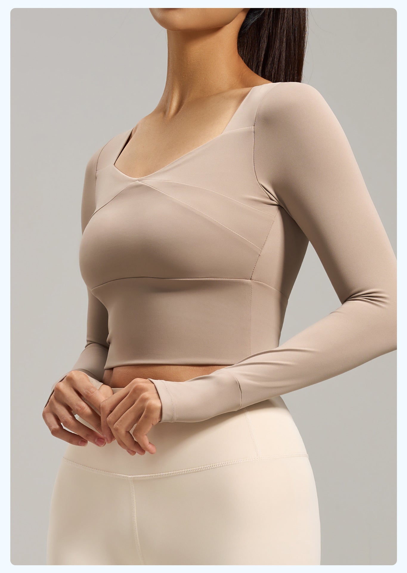 Women's Spliced Long Sleeve Yoga Top with Built-in Bra Pad, Breathable Slim Fit Sports Workout Shirt for Running Fitness