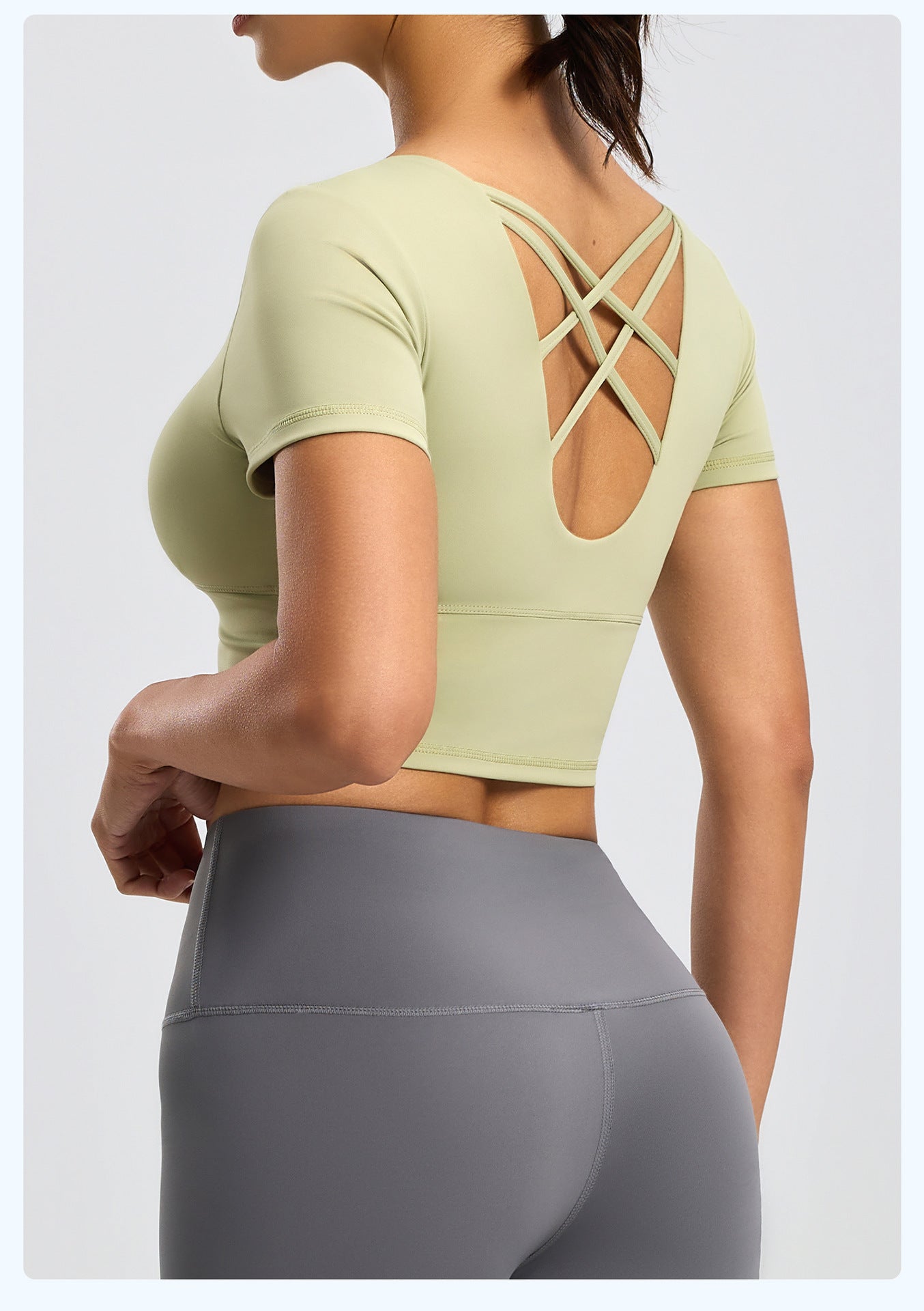 Women's Backless Beauty Yoga Short Sleeve, Naked Feel Slim Fit Sports Top with Built-in Pads, Stylish Workout Wear