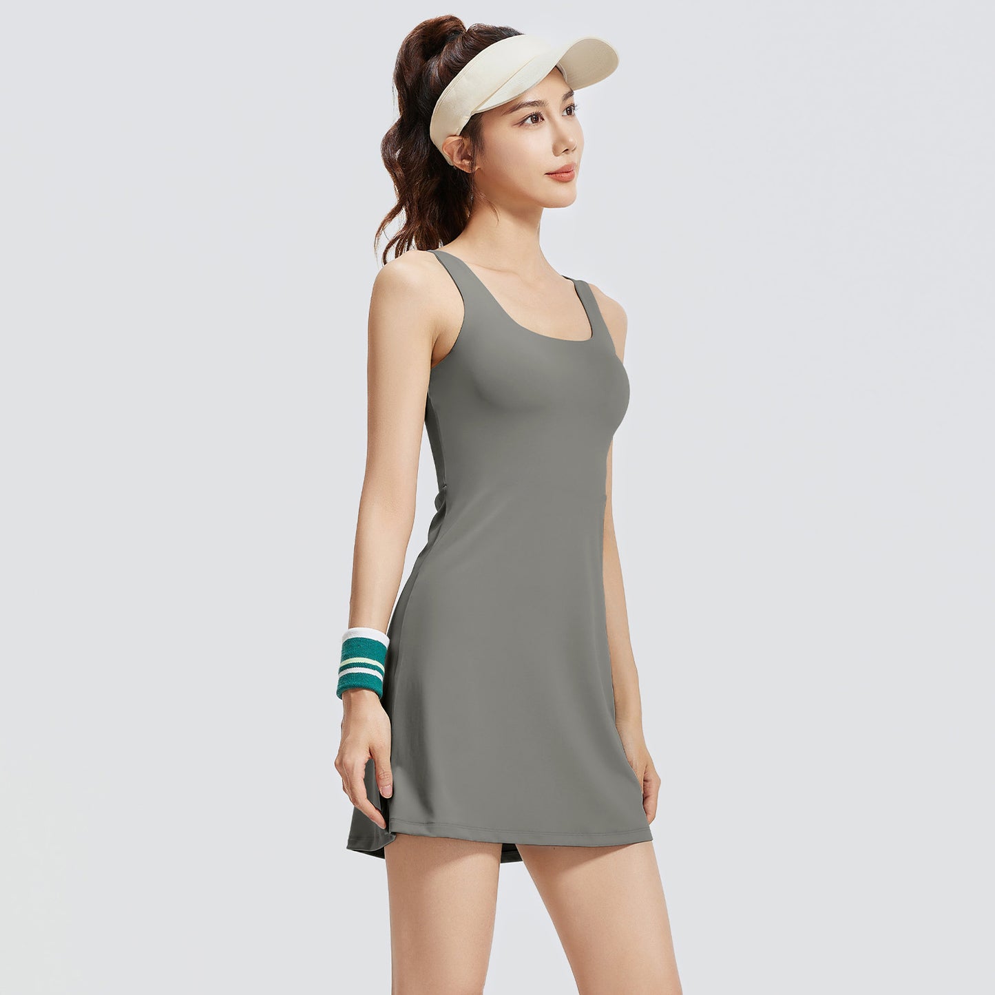 Women's New One-Piece Sports Tennis Dress, Built-in Chest Pad, Anti-Exposure, Beautiful Back Yoga Dress